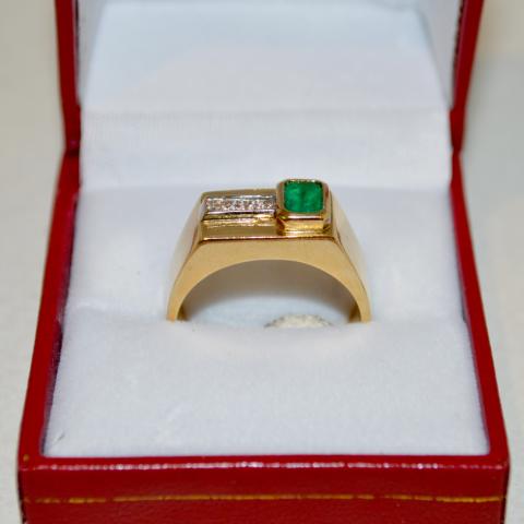 Anillo en oro 18k para hombre